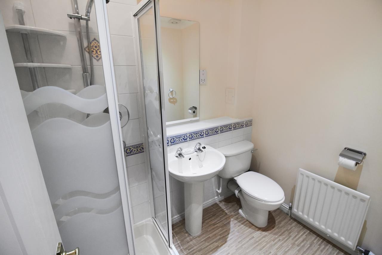 Thistle - Albury Apartment